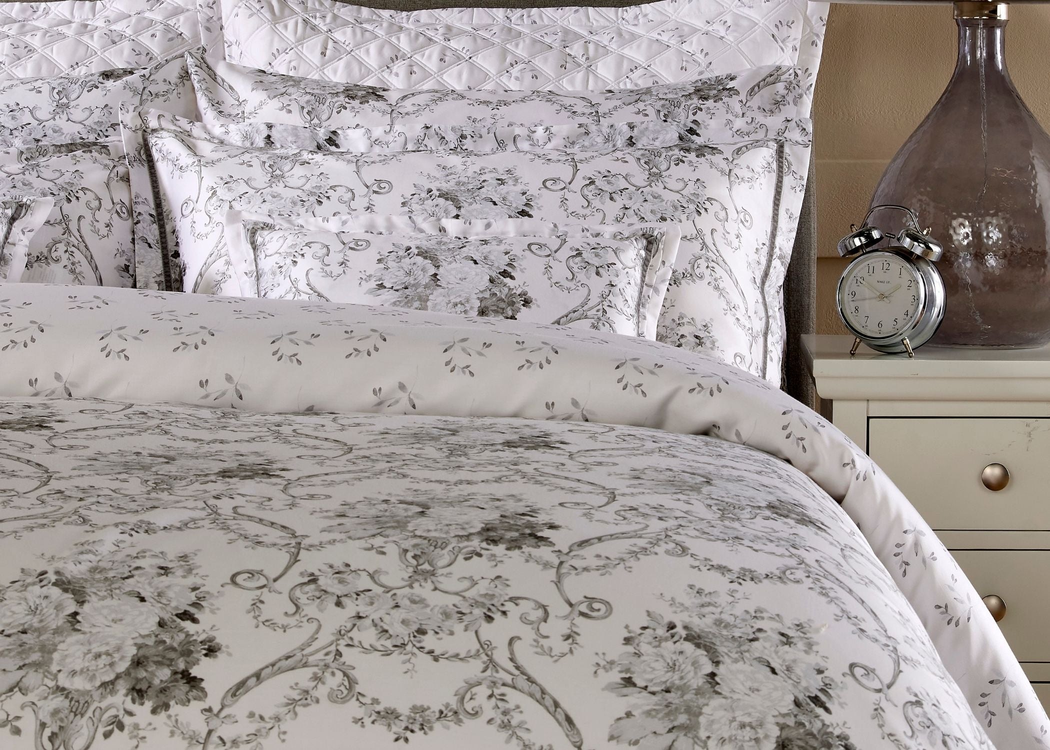 Christy "Paris" Duvet Cover Sets in Silver