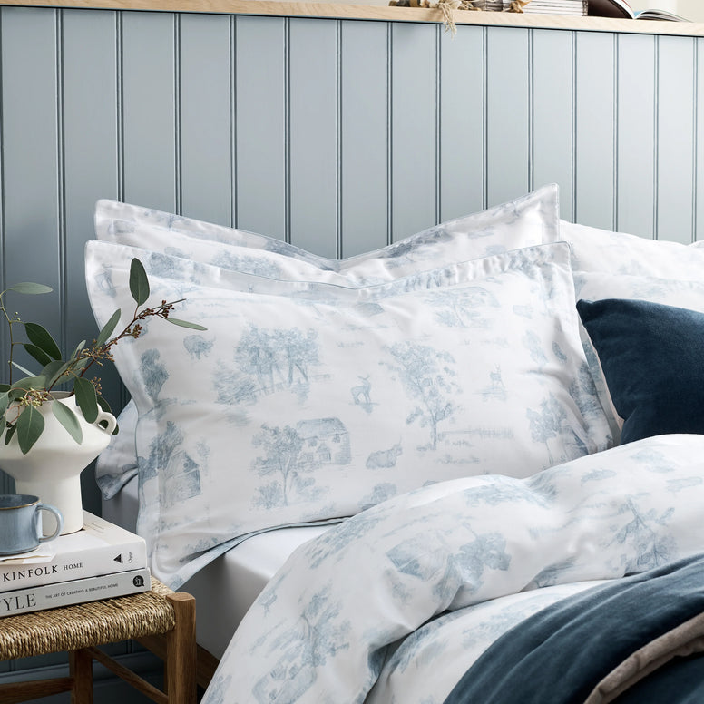 Cotswold Toile Duvet Cover Set - Blue