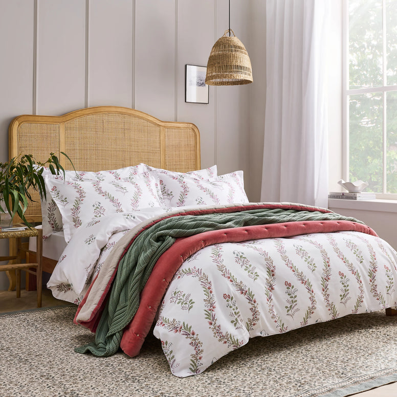 Eversham Duvet Cover Set - Berry