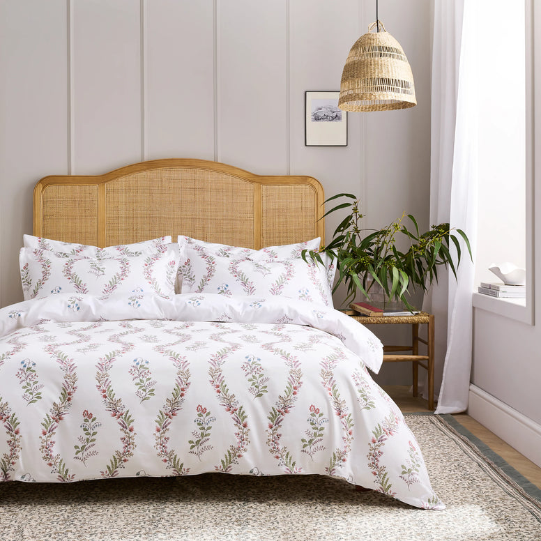 Eversham Duvet Cover Set - Berry