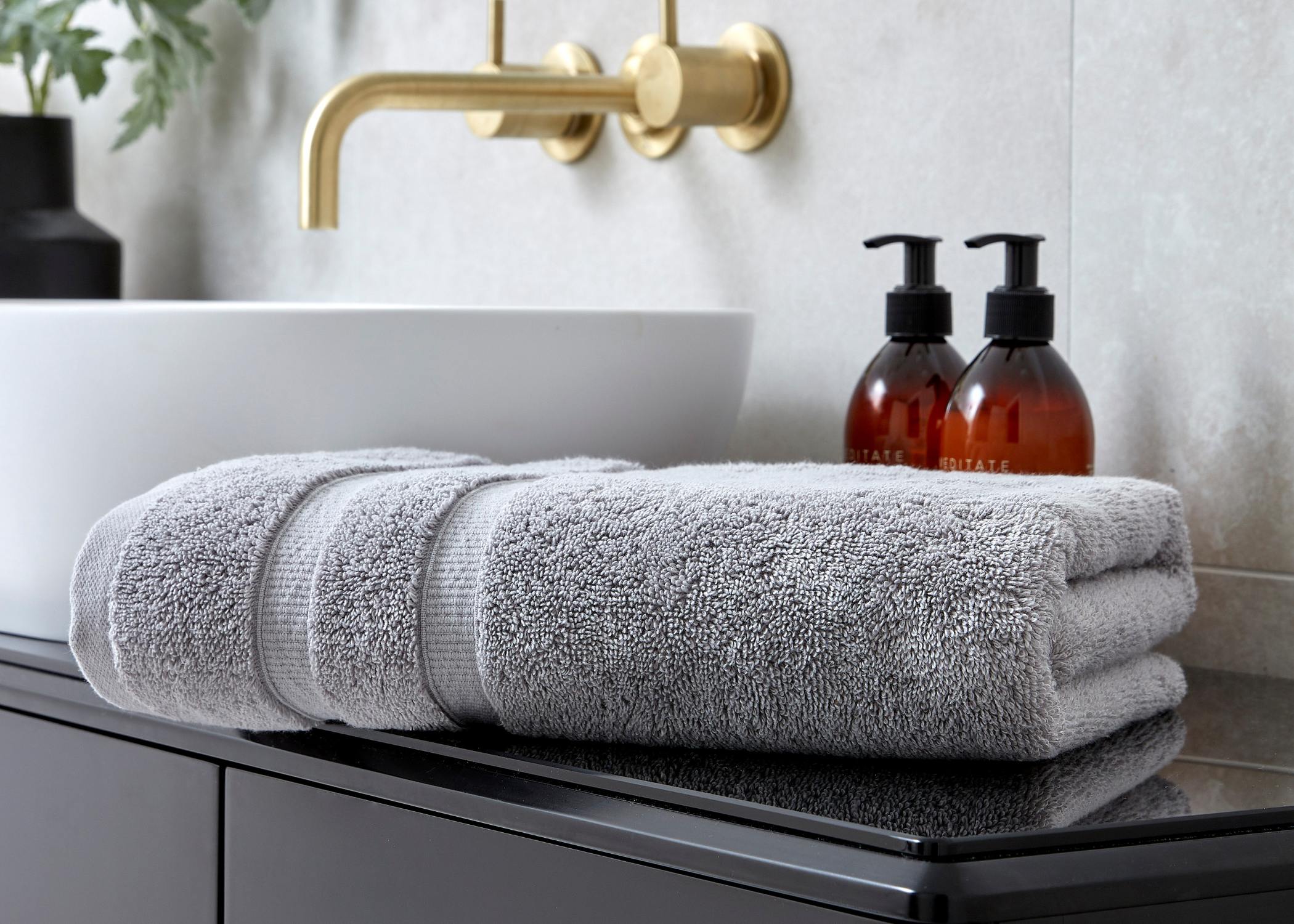 Christy "Signum" Combed Cotton Bath Towels Collection in Dove Grey