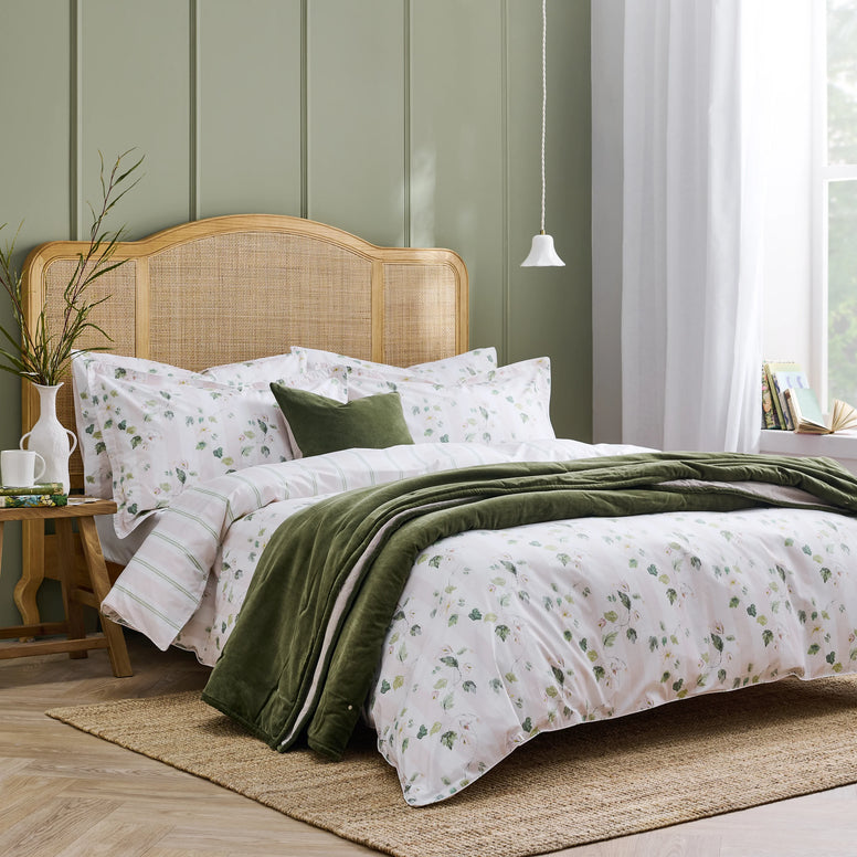 Snowdrops Comforter Set - Green