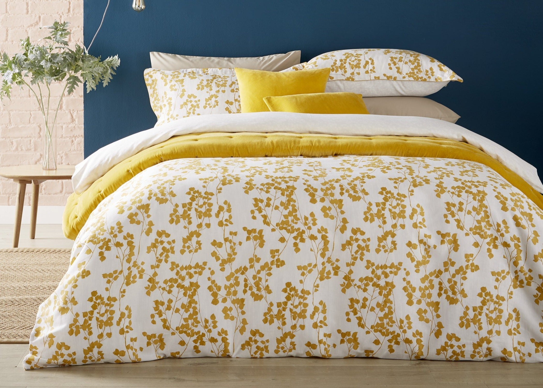 Christy "Folia" Duvet Cover Set