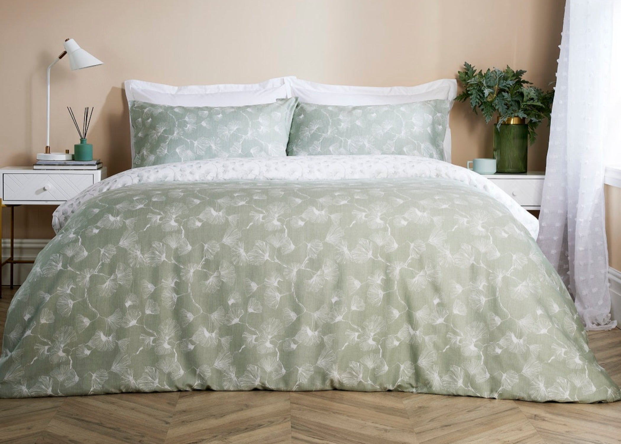 Christy "Ginkgo Leaf" Duvet Cover Sets in Sage Green