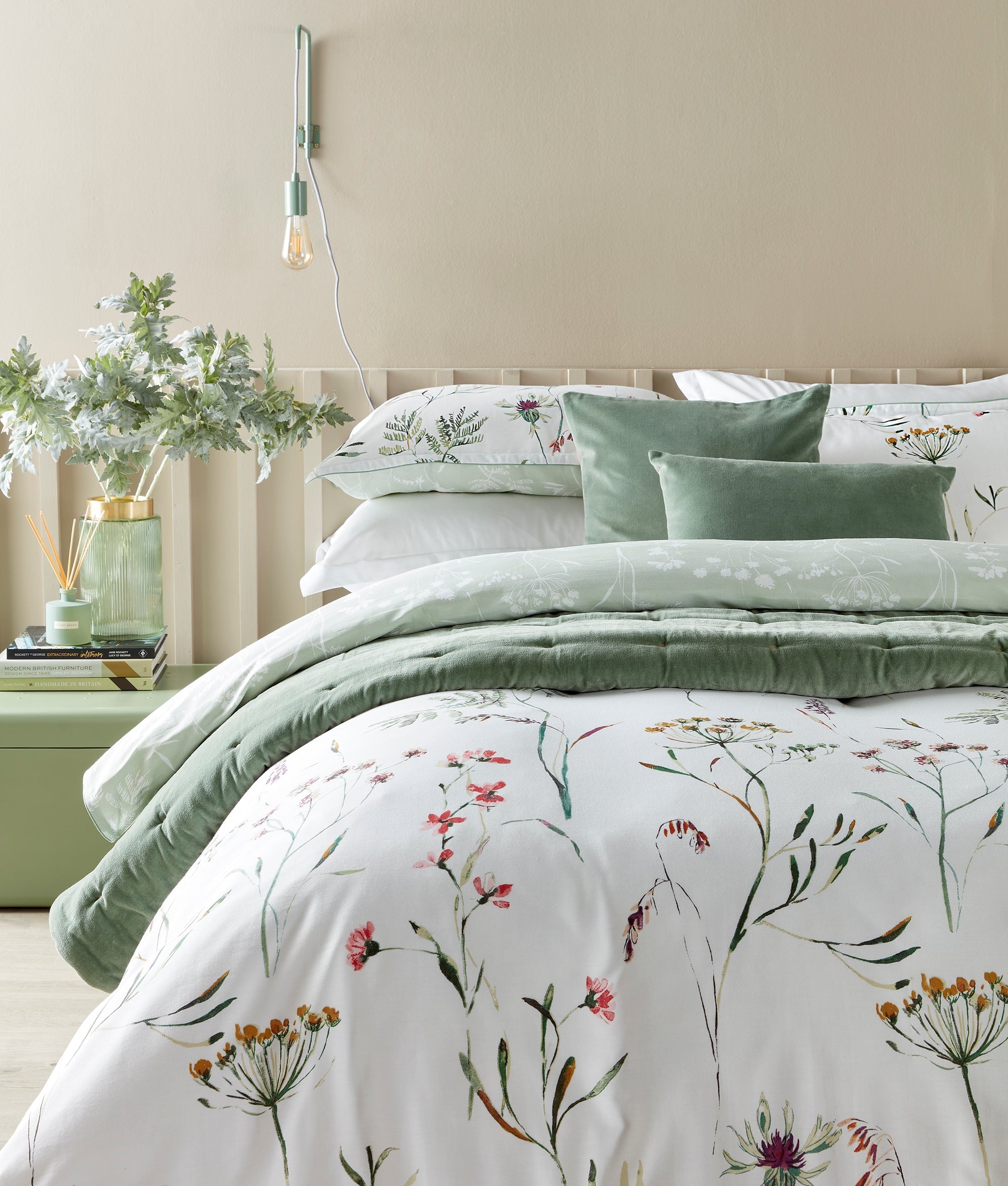 Christy "Perry" Duvet Cover Sets in Multi