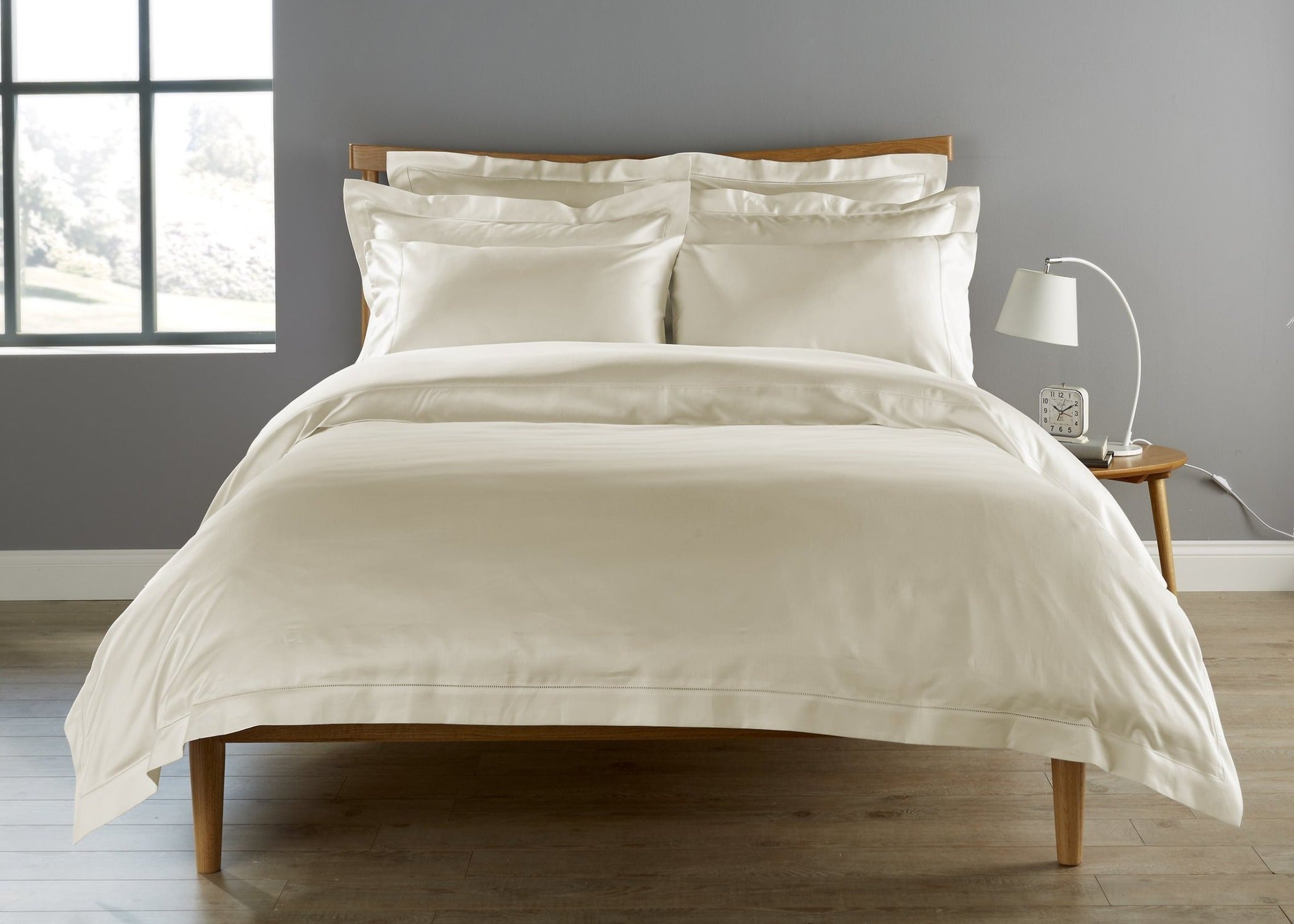 Christy Premium "900 Thread Count Picot" Bed Linen Cream