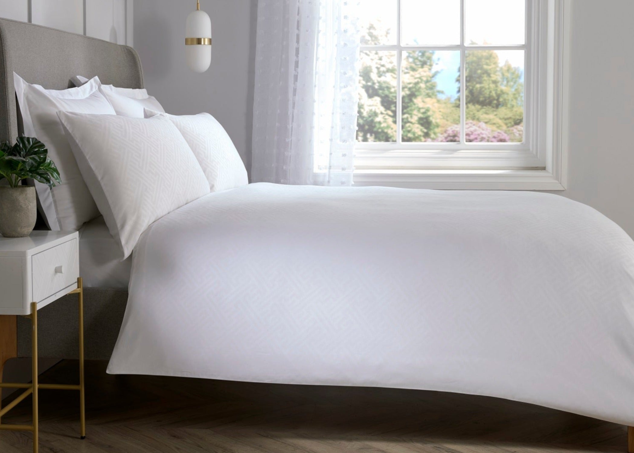 Christy "Stowe" Duvet Cover Sets in White