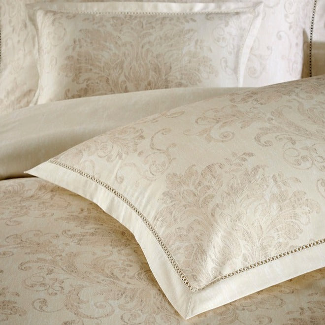 Christy "Trento" Bedspread Sets in Honey