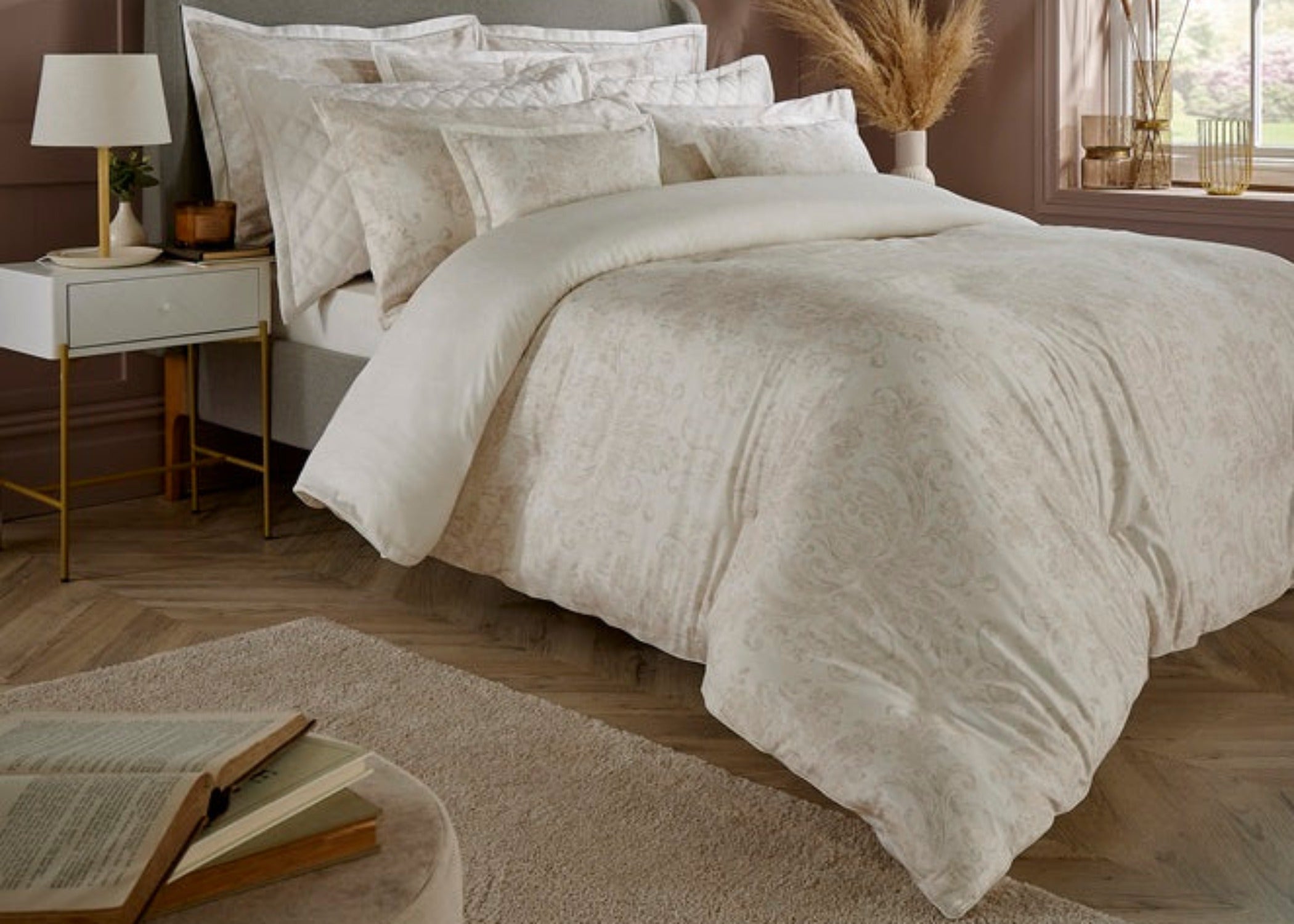 Christy "Trento" Comforter & Sheet Sets in Honey