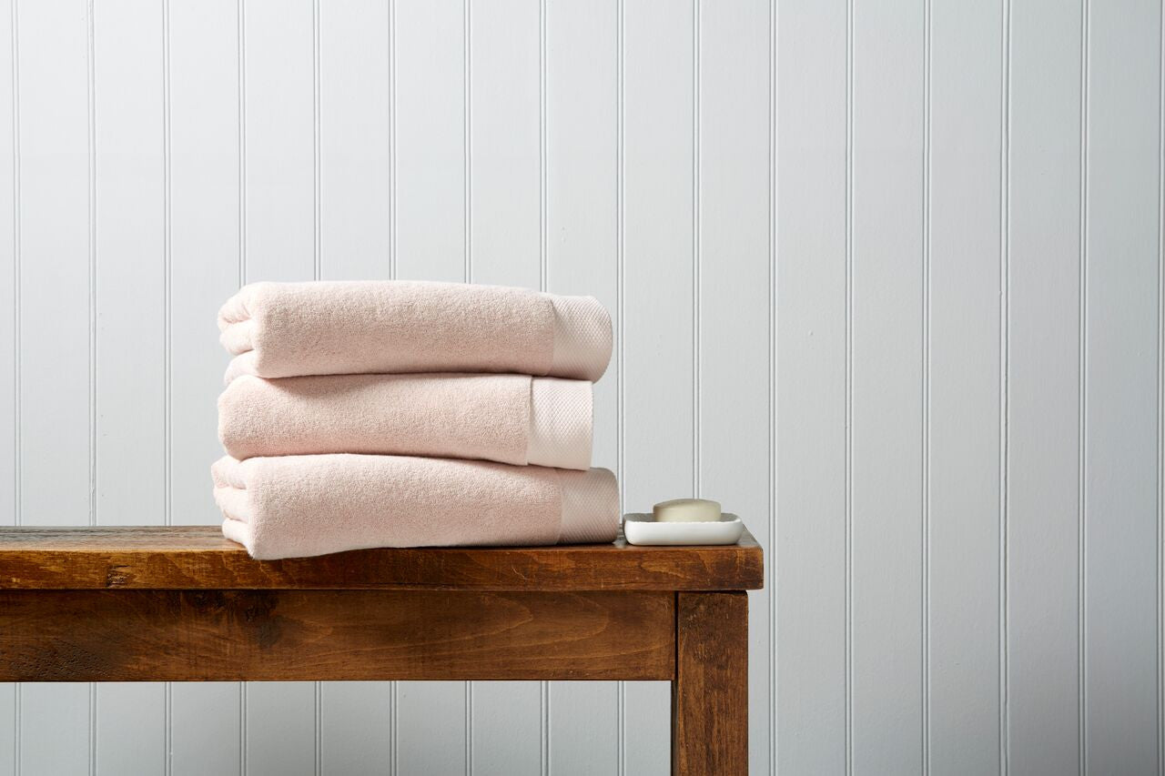 Christy "Luxe" Bath Towels in Pearl Pink